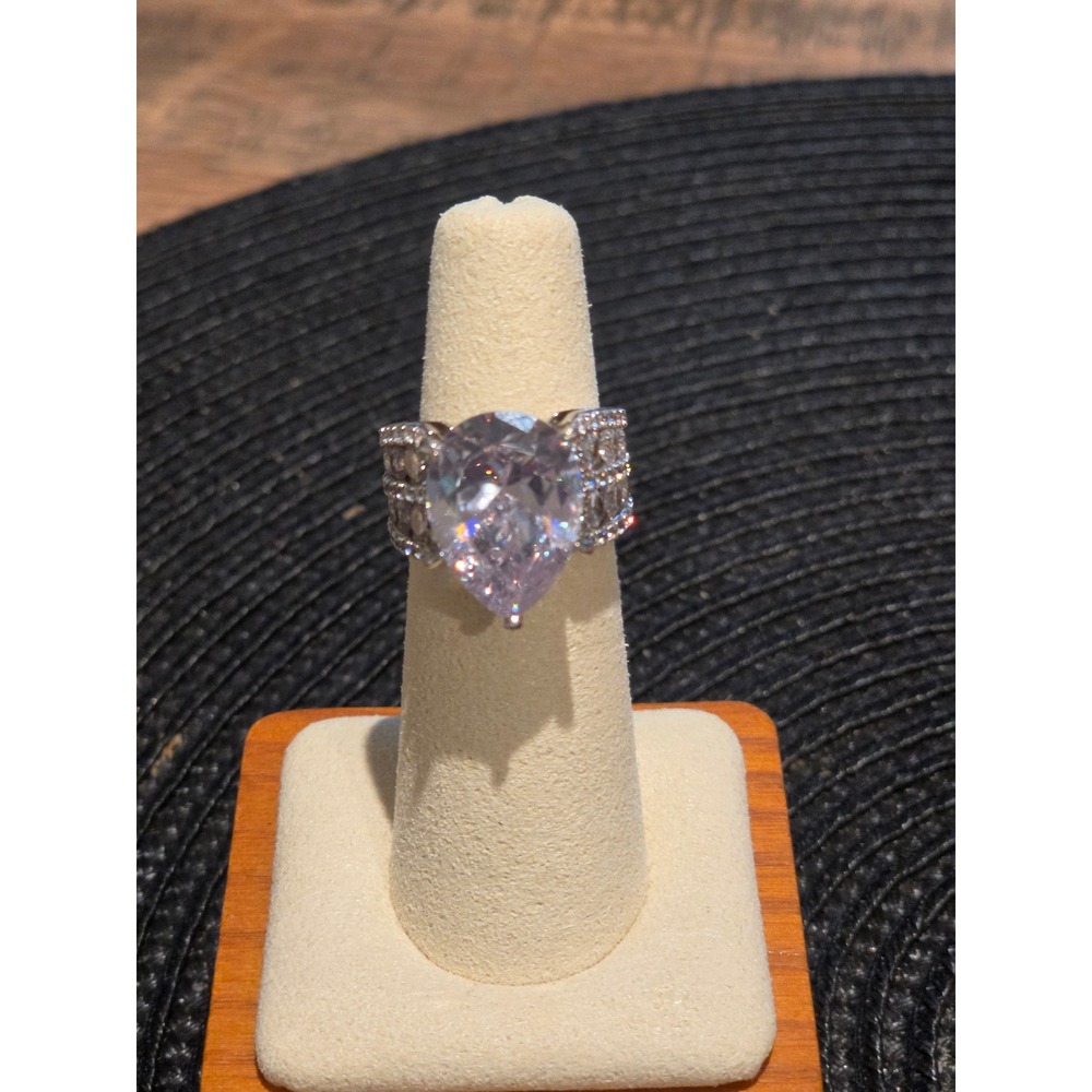 Pear Cut Cubic Zirconia Statement Ring Silver Tone Teardrop Cocktail Ring Size 6
